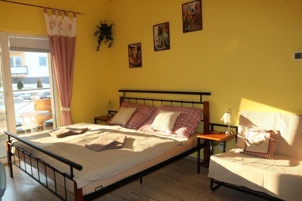 Apartman Beta Podhajska Bagian luar foto